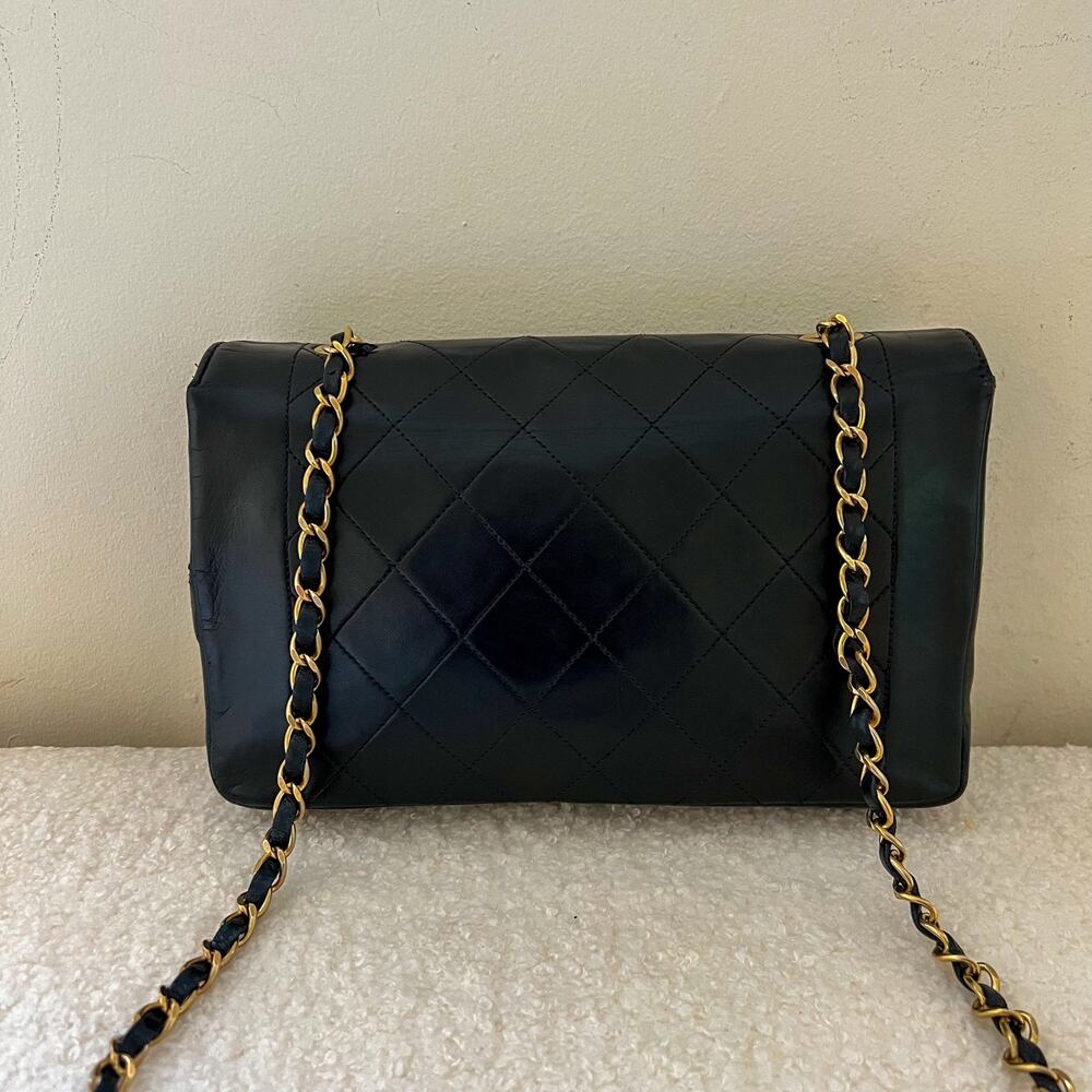 CHANEL Black Quilted Lambskin Crossbody with Gold Chain - Picture 3 of 16